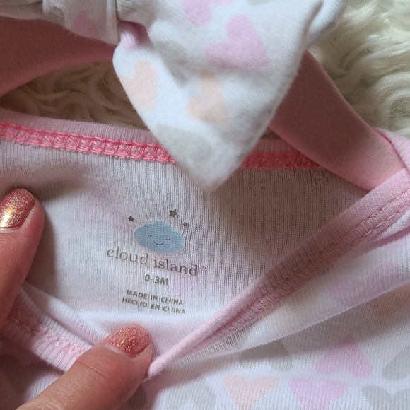 Cloud Island Onesie & Matching Bow - Picture 2 of 3